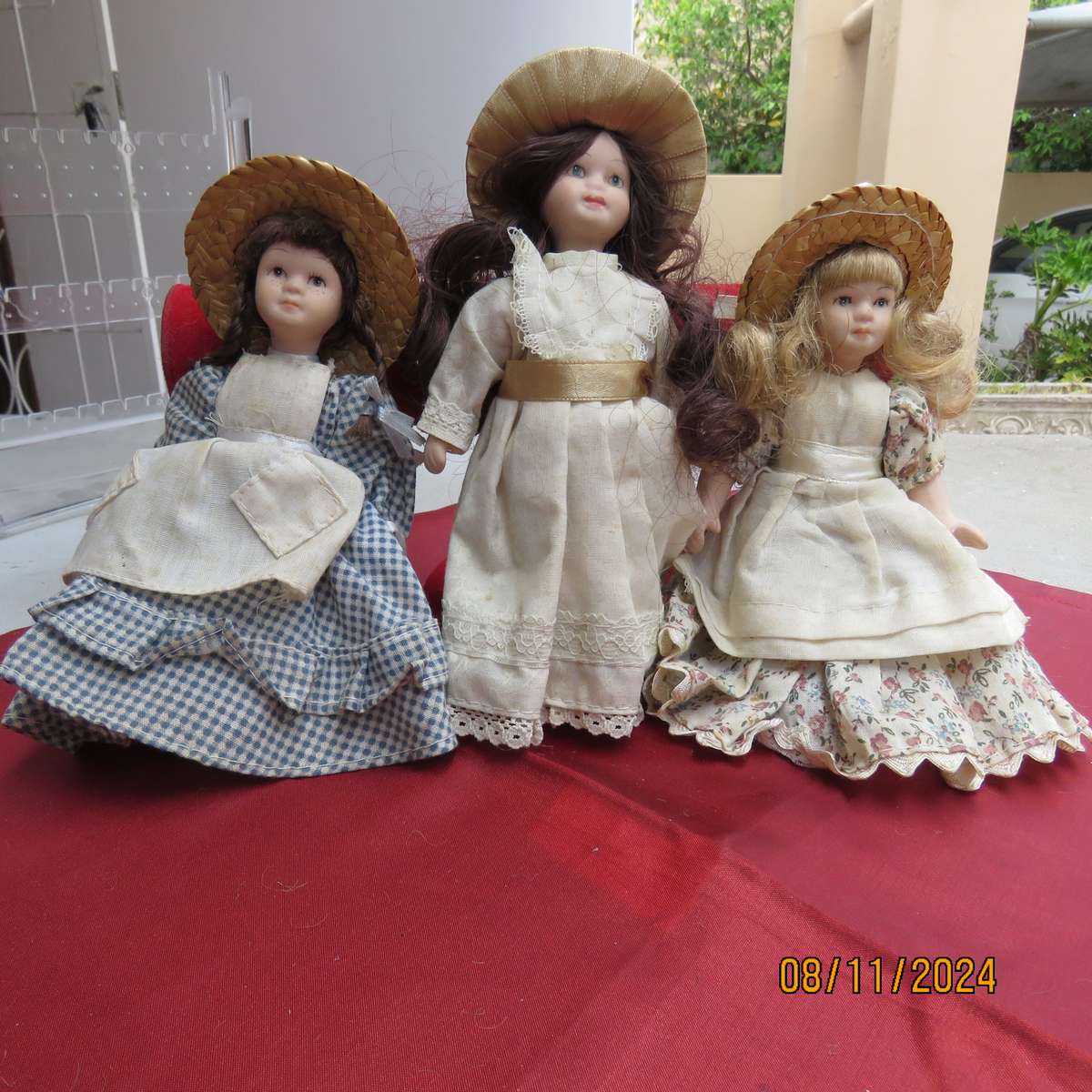 Set of 3 vintage collectable dolls with hats and long hair. Dressed. Height 15cm - 16.5cm. Excellent