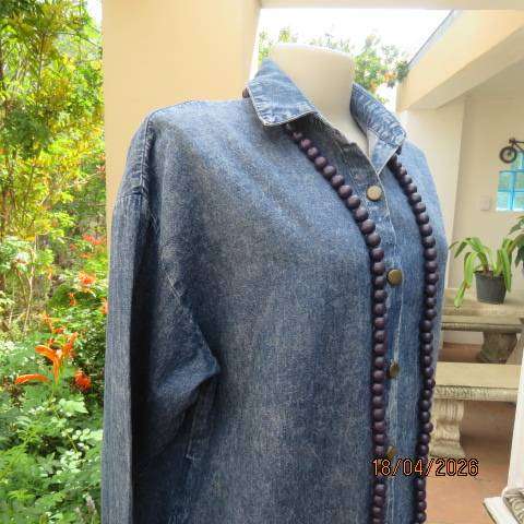 New Feeling blue denim long sleeve coat style button down ankle length dress size 38