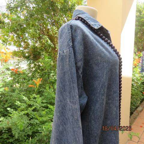 New Feeling blue denim long sleeve coat style button down ankle length dress size 38