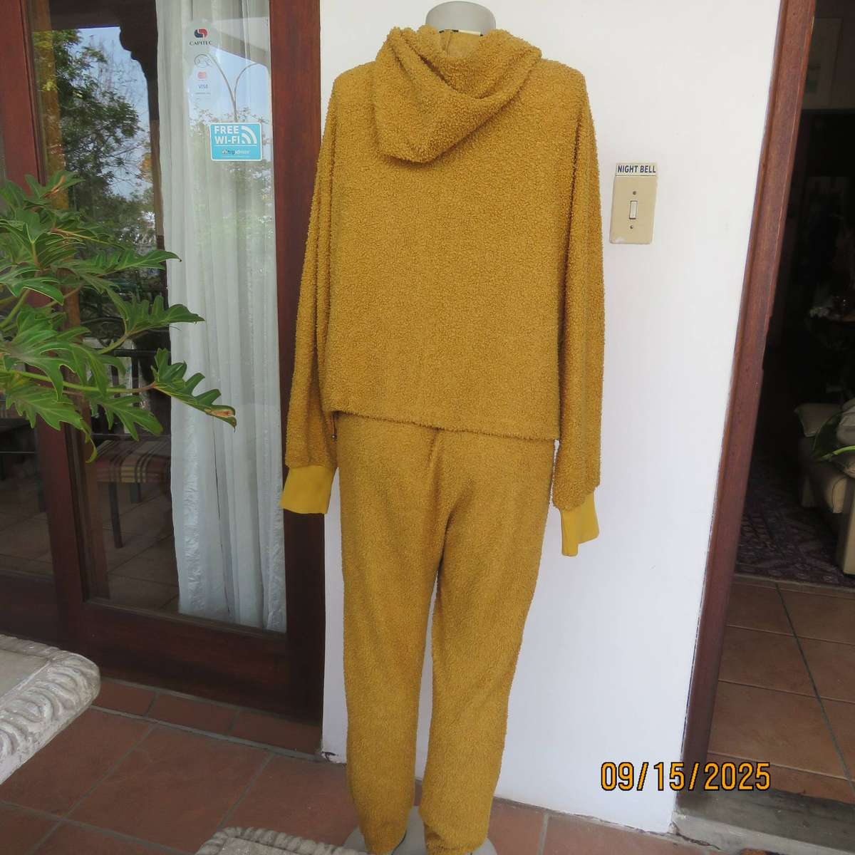 LE COUTURE mustard colour 2 pc pants and hooded batwing jacket. Size 38-40