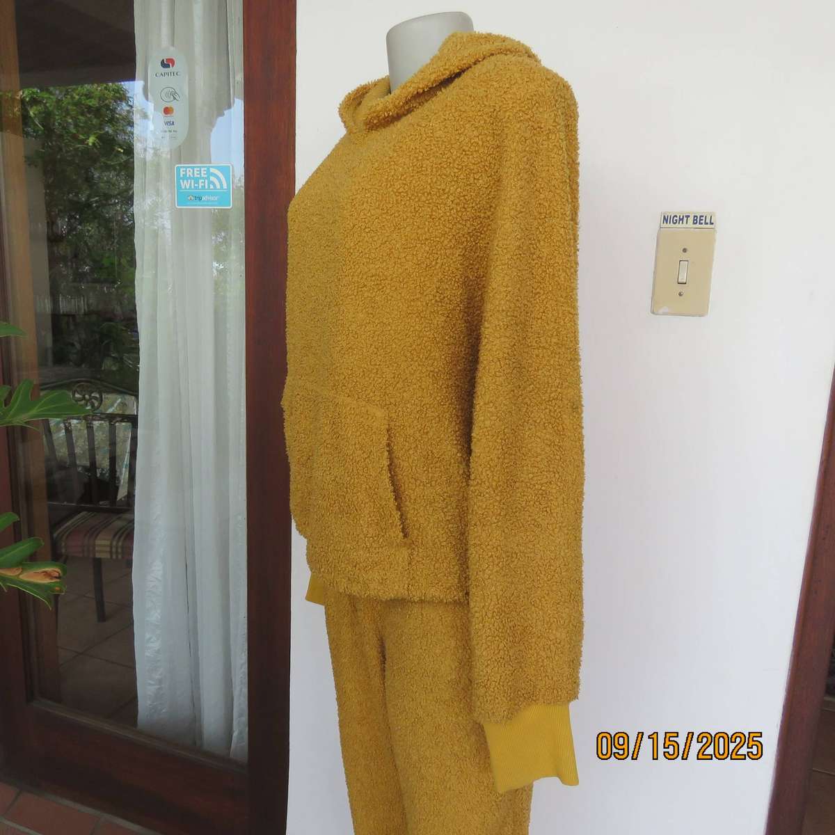 LE COUTURE mustard colour 2 pc pants and hooded batwing jacket. Size 38-40