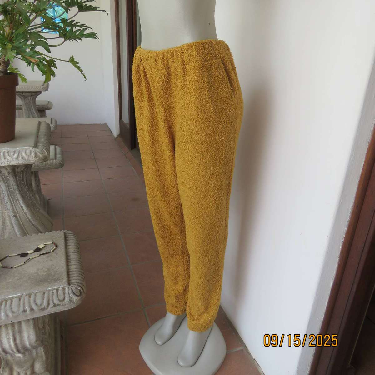 LE COUTURE mustard colour 2 pc pants and hooded batwing jacket. Size 38-40