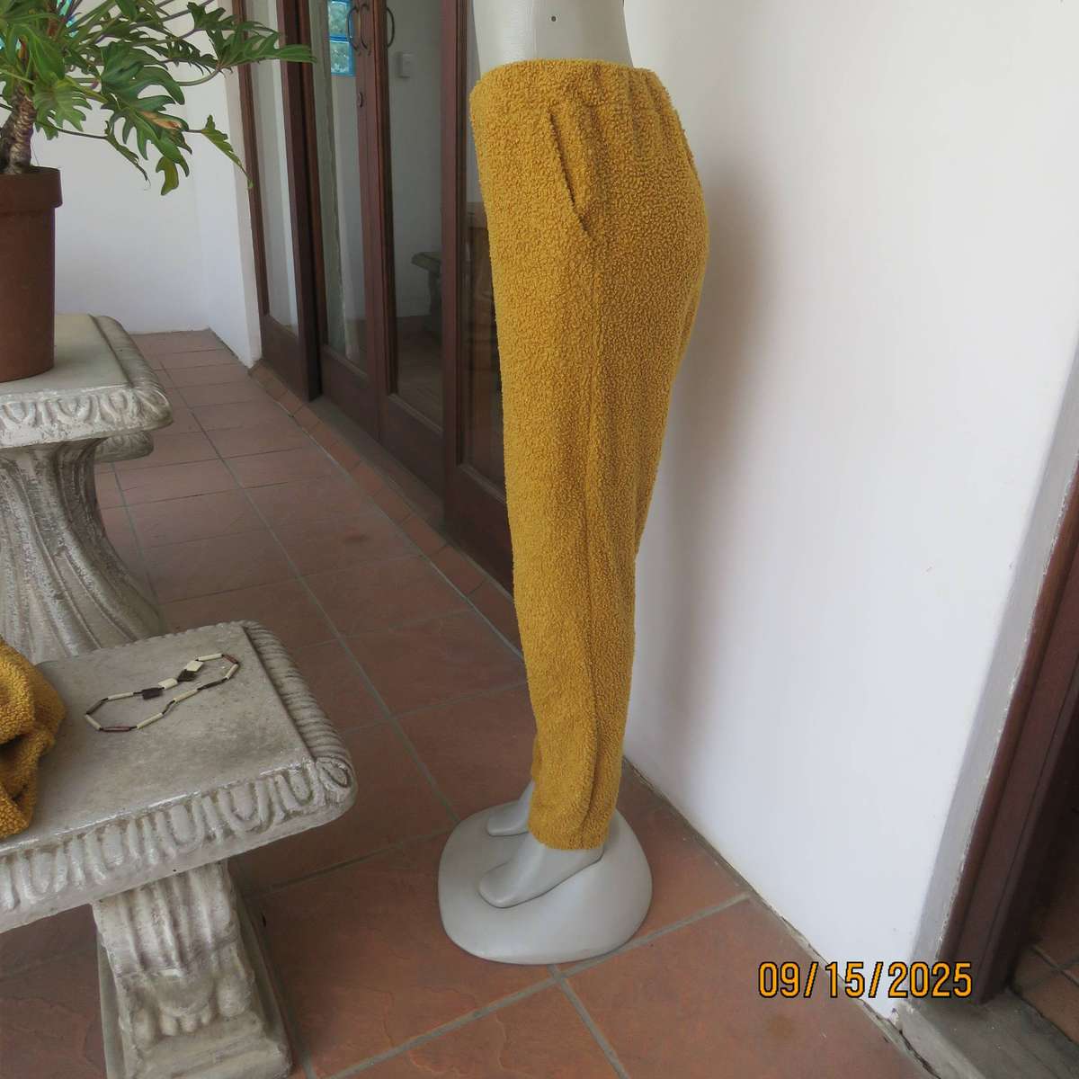 LE COUTURE mustard colour 2 pc pants and hooded batwing jacket. Size 38-40