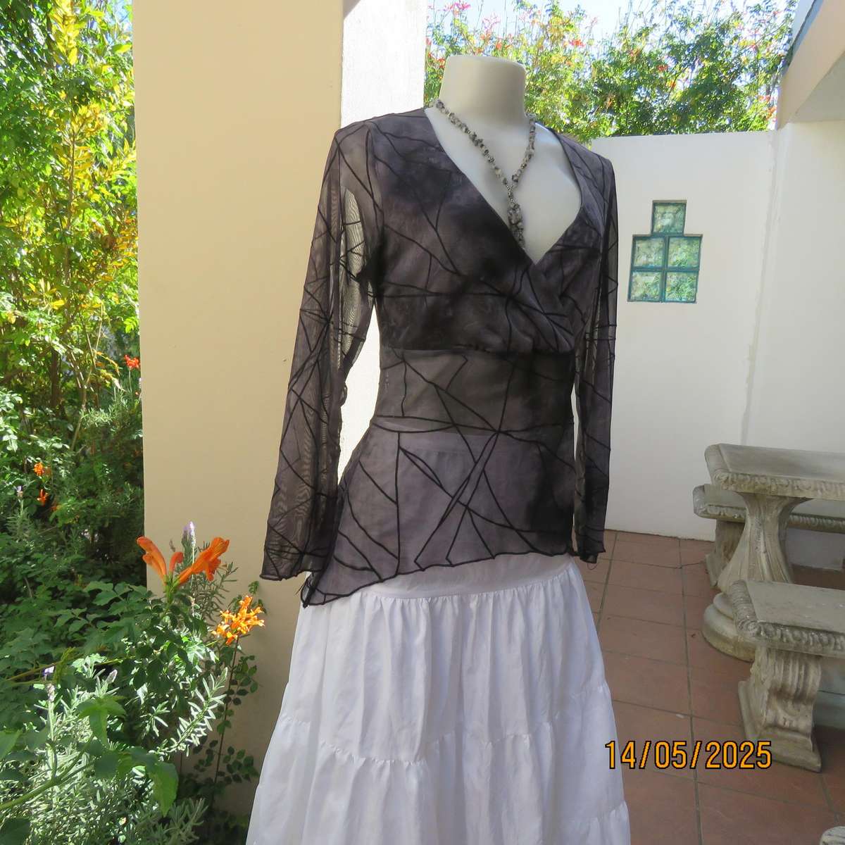 OASIS glamour sheer polyester long sleeve top in greys. Black embossed lines. Size 38