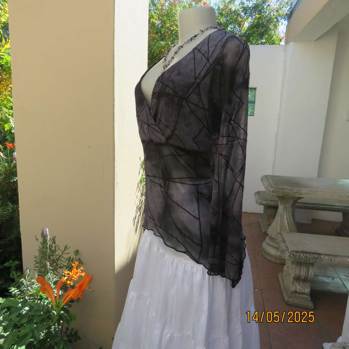 OASIS glamour sheer polyester long sleeve top in greys. Black embossed lines. Size 38