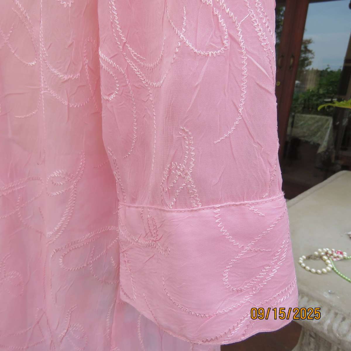 DONATELLA carnation pink embroidered slightly creased top size 46.