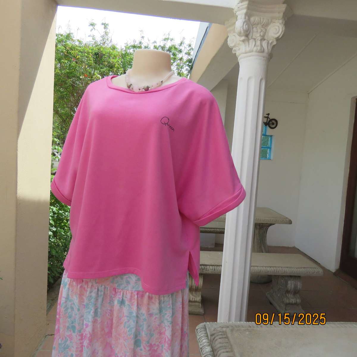 EXACT deep pink casual slip over stretch polyester top size 44