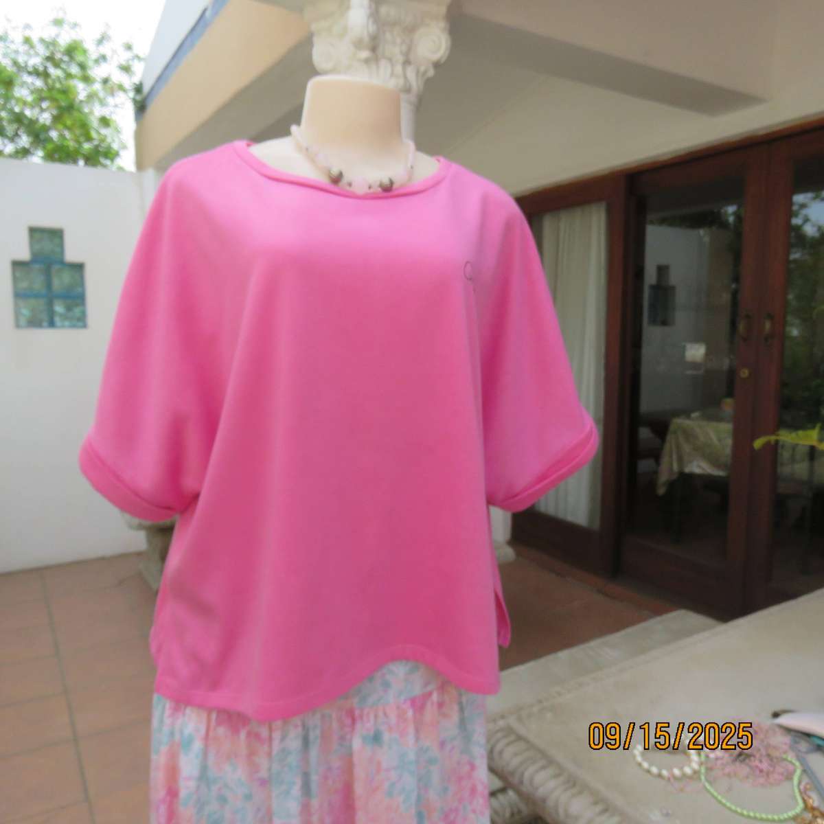 EXACT deep pink casual slip over stretch polyester top size 44
