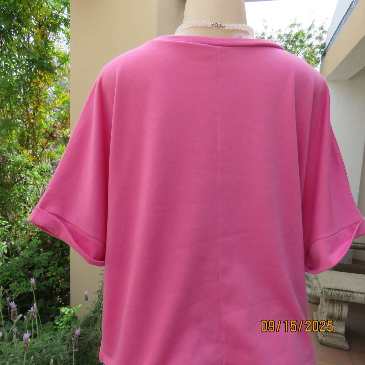 EXACT deep pink casual slip over stretch polyester top size 44