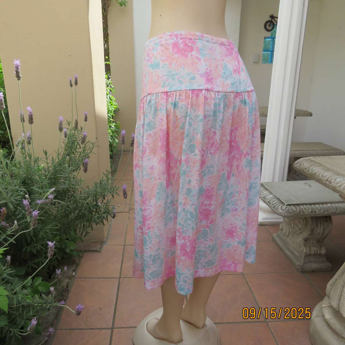 Owner made pink-peach-jade floral polyester stretch skirt size 42.