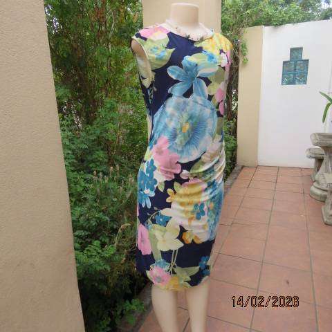 JUDY'S PRIDE floral stretch soft polyester slip over dress with side gathering. Size 36