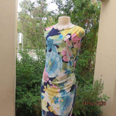 JUDY'S PRIDE floral stretch soft polyester slip over dress with side gathering. Size 36