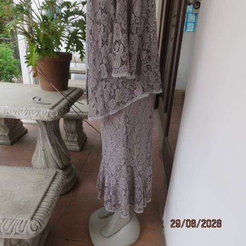 Pebbles luxury silver-grey lace maxi outfit with lined skirt, top and long sleeve jacket size 42