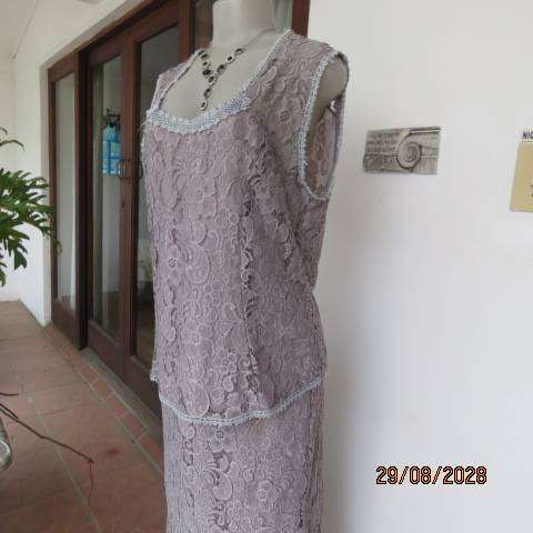 Pebbles luxury silver-grey lace maxi outfit with lined skirt, top and long sleeve jacket size 42