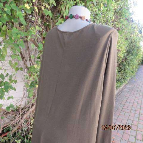 EDITION dark olive green long stretch viscose top with braided front V and long sleeves size 46