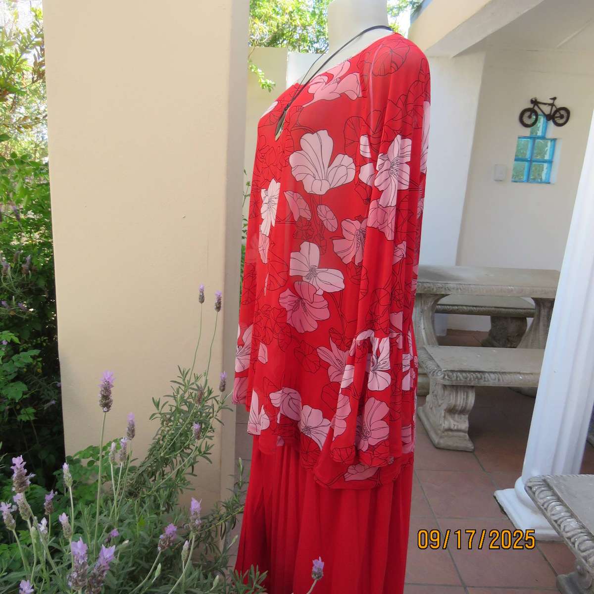 CONTEMPO sheer stretch polyester long sleeve red with bold floral print top size 46