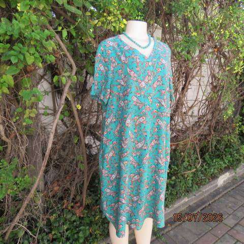 MILADY'S jade short sleeve dress with rust-white paisley print, V-neck, 3-button opening, size 40