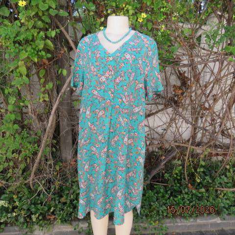 MILADY'S jade short sleeve dress with rust-white paisley print, V-neck, 3-button opening, size 40