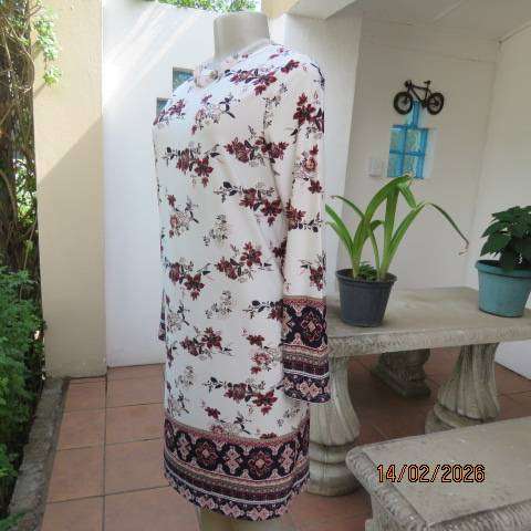 REAL Woman light cream with maroon-pink-peach stretch polyester long sleeve dress size 34