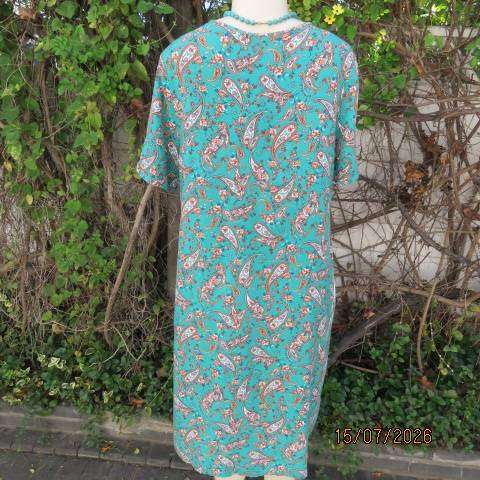 MILADY'S jade short sleeve dress with rust-white paisley print, V-neck, 3-button opening, size 40