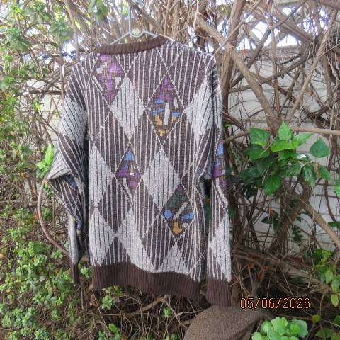DINO MILANO men's long sleeve knitted pullover sweater in brown with diamond pattern, size L