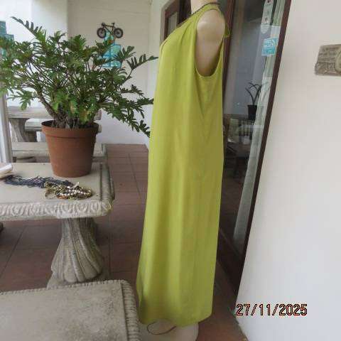 WOOLWORTHS cool chartruse green maxi sleeveless dress in poly-rayon size 40