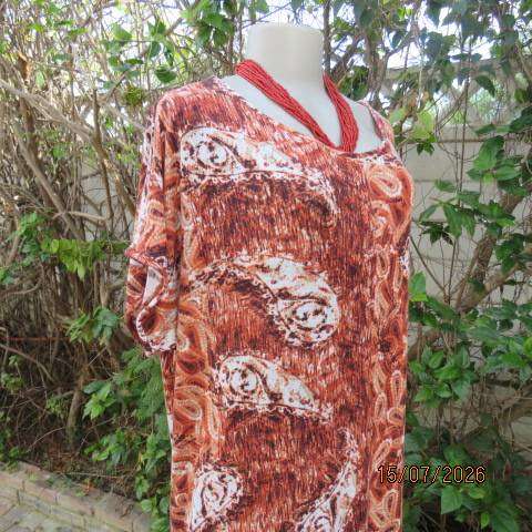 Paisley patterned rust and white with aqua accents long slip over stretch viscose top size 42-44