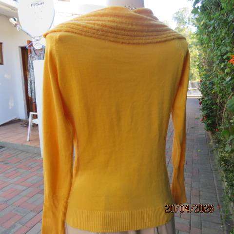 Golden yellow polyester knit long sleeve sweater with wide collar, size 36