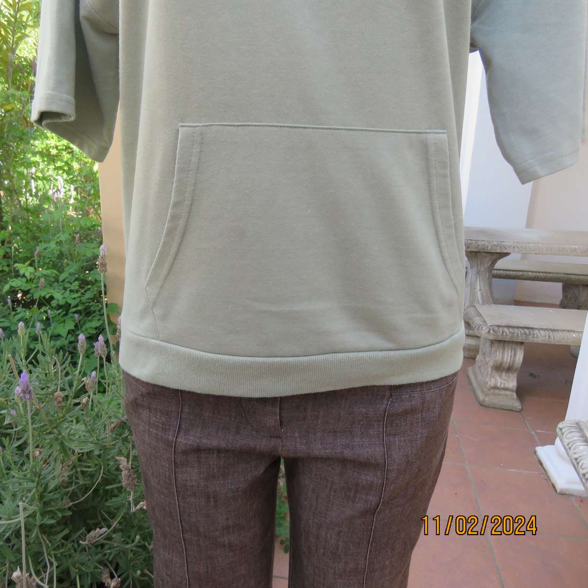Soft mint green polycotton short sleeve hoody by NBD size 36. Kangaroo pocket. Very good cond.