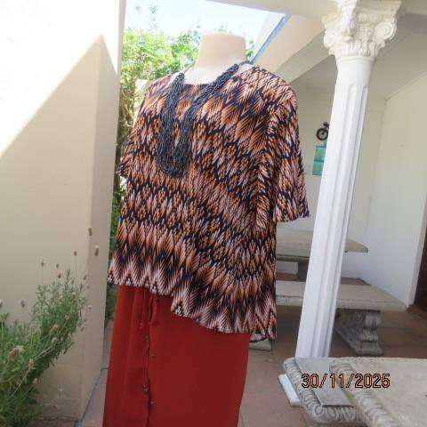 Bohemian Chic navy-orange-white horizontal printed bell sleeve polyester stretch top. Size 44