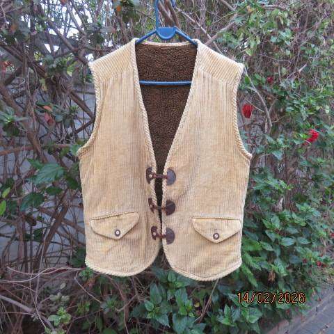 SAMSON men's granola colour corduroy waistcoat with warm brown inner. Size Medium