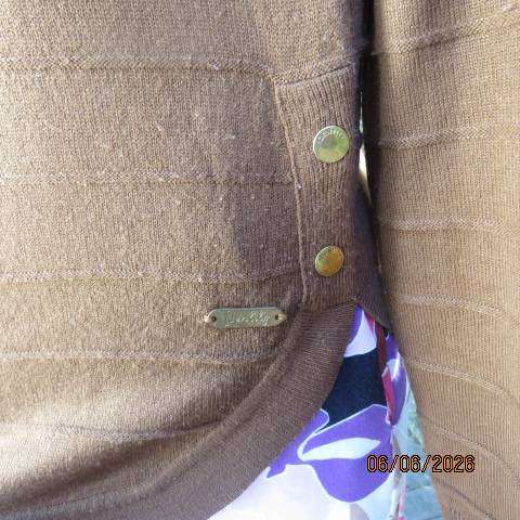 IDENTITY gingerbread brown acrylic knit jumper with horizontal pattern, size 36