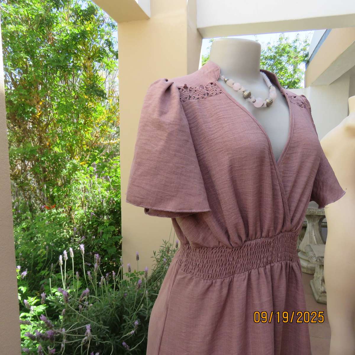 SHEIN maxi old rose pink poly-rayon dress empire style. Flare capped sleeves. Size 38