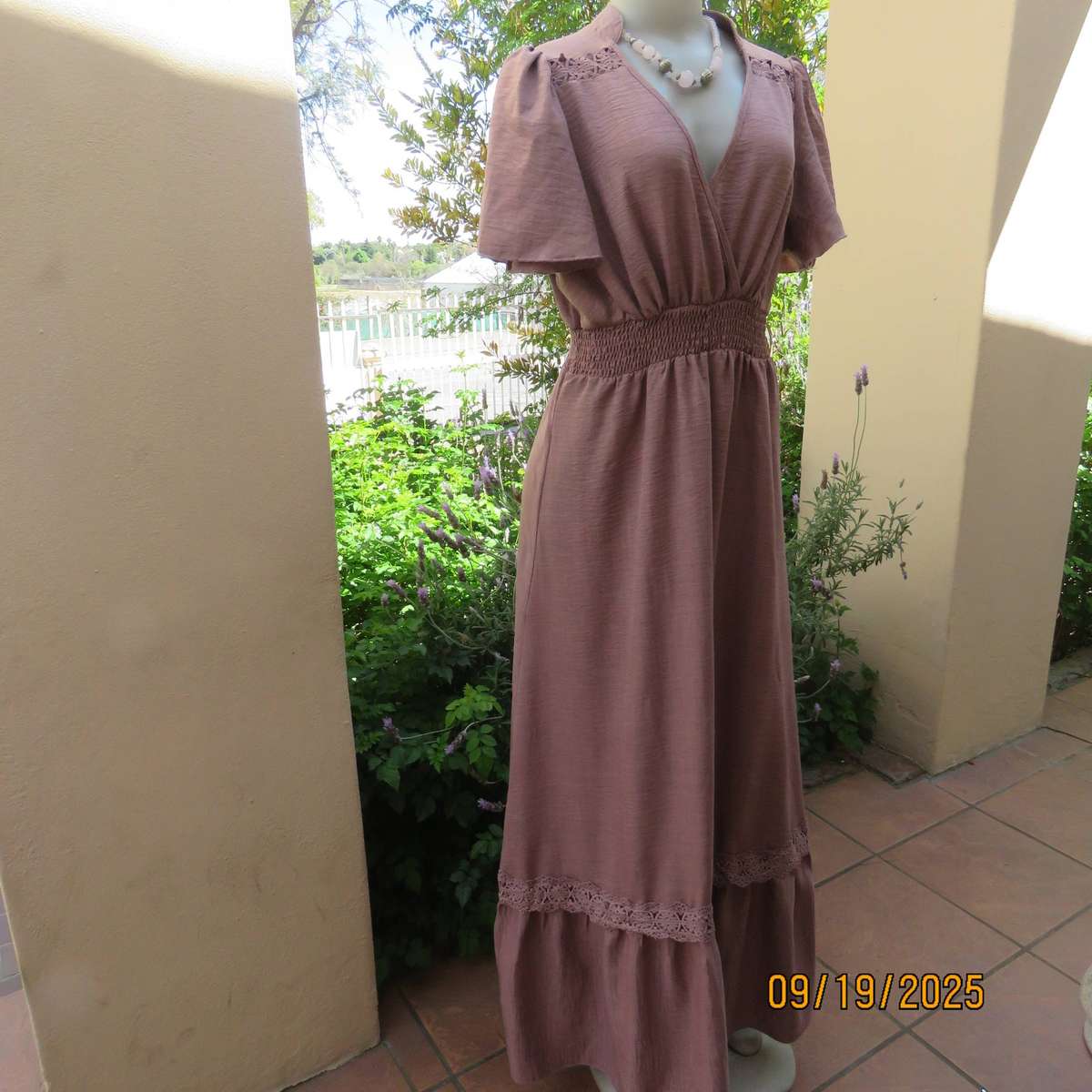 SHEIN maxi old rose pink poly-rayon dress empire style. Flare capped sleeves. Size 38