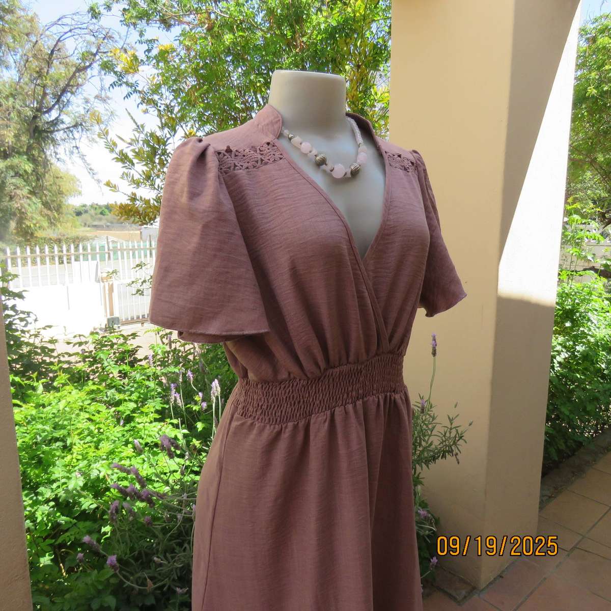 SHEIN maxi old rose pink poly-rayon dress empire style. Flare capped sleeves. Size 38
