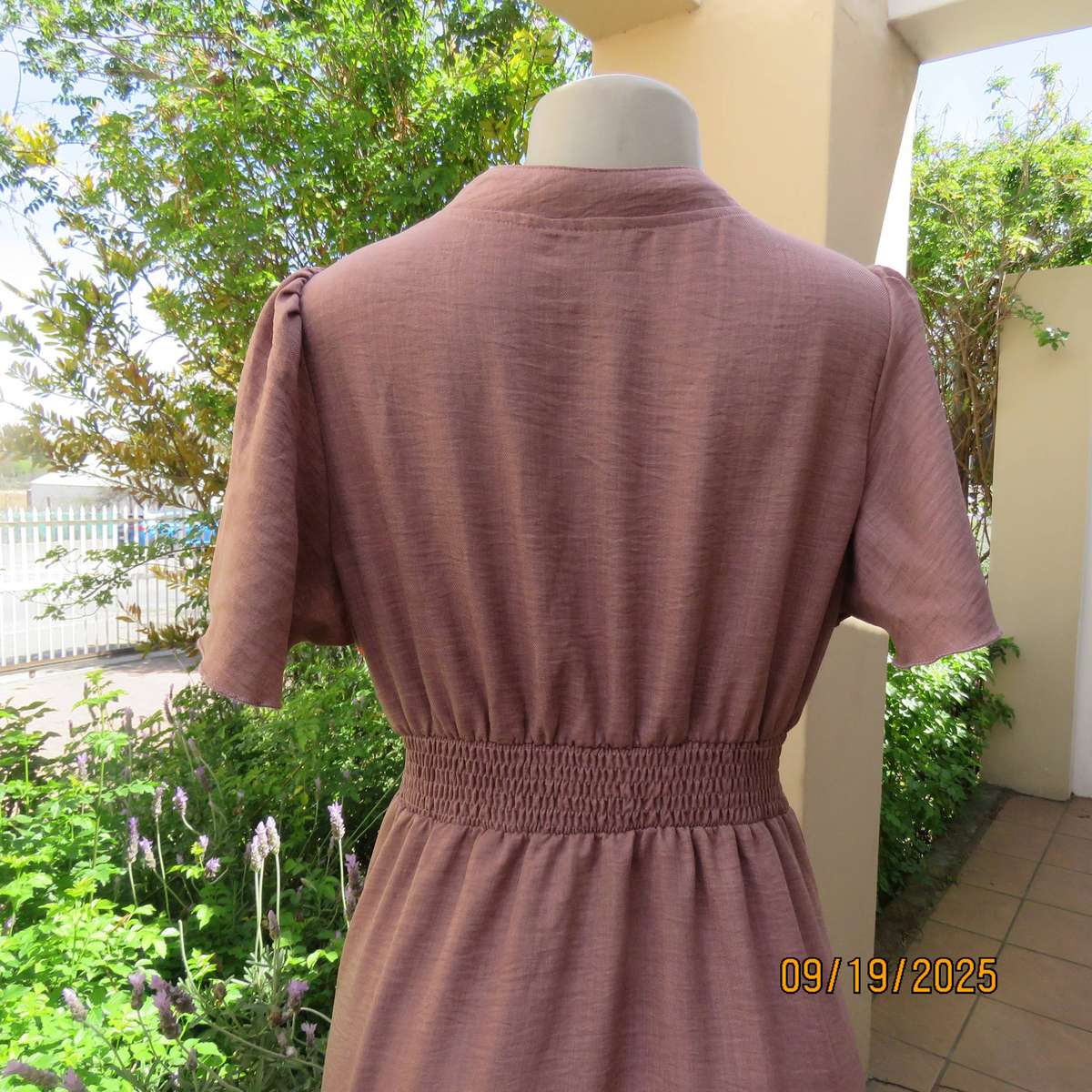 SHEIN maxi old rose pink poly-rayon dress empire style. Flare capped sleeves. Size 38