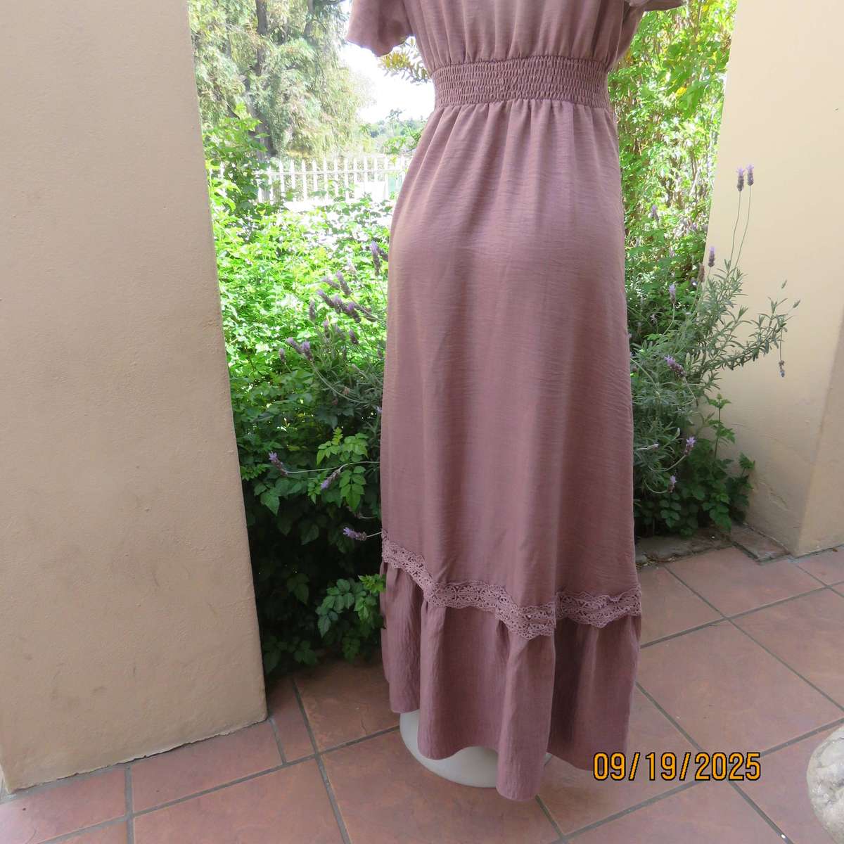 SHEIN maxi old rose pink poly-rayon dress empire style. Flare capped sleeves. Size 38