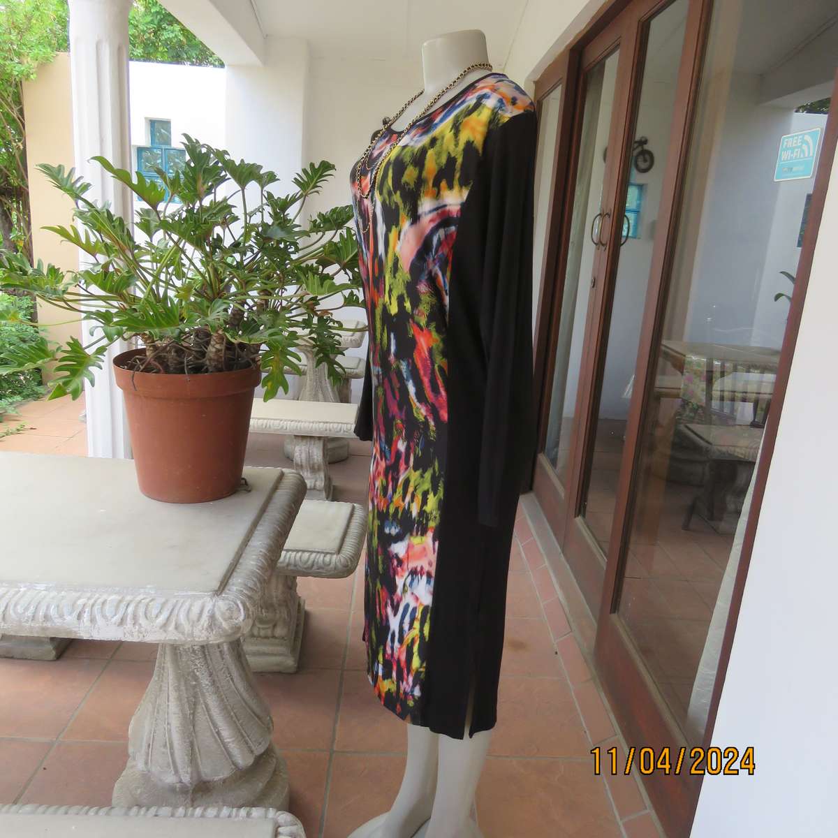 MARIQUE YSSEL ankle length black viscose stretch dress with poly stretch contrast inlay. Size 34.