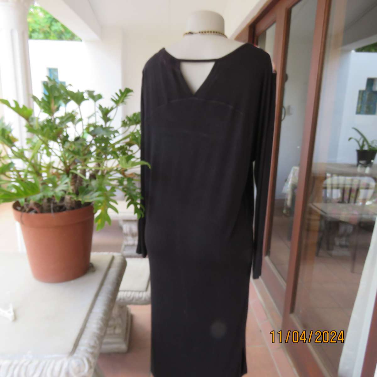 MARIQUE YSSEL ankle length black viscose stretch dress with poly stretch contrast inlay. Size 34.