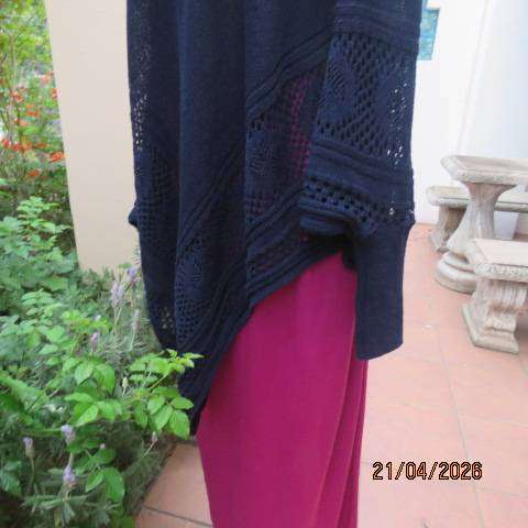 MILADYS navy poncho style polycotton knit top with long sleeves and pointed front, size 38-42