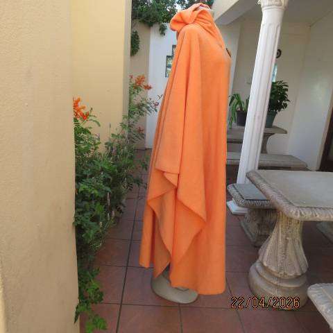 Hoodie blanket in tangerine colour with kangaroo pocket - brushed polyester, one size