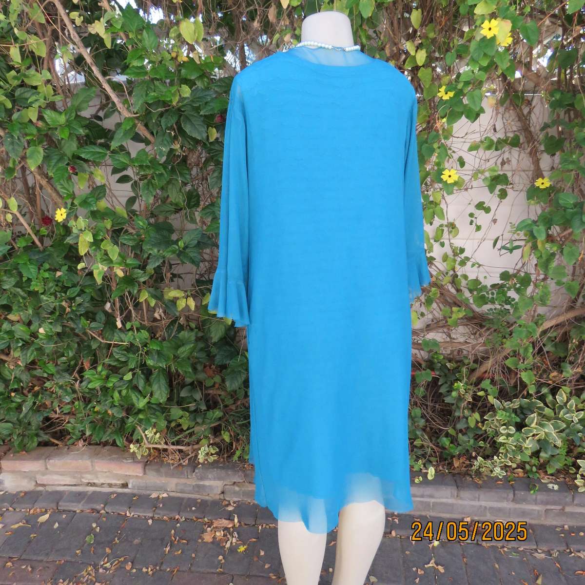 Jade colour sleeveless dress with sheer polyester coat. Boutique made size 40.