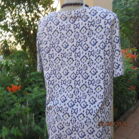 MILADYS cotton stretch short sleeve T-shirt with navy yellow print, size 42