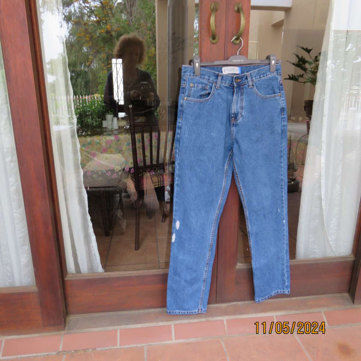 High quality hard wearing 100% cotton blue denim STONEHARBOUR fashion jeans size 32.As new