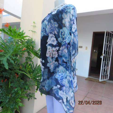 QUEENSPARK navy slip-over top with floral overlay and stretch polyester underlay, size 38