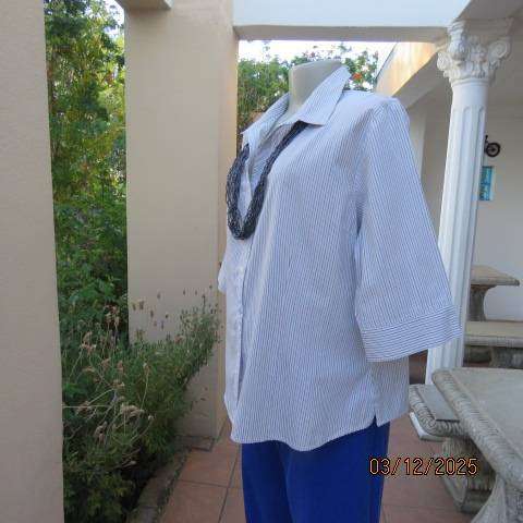 DUCHESS polycotton white-blue-brown vertical striped button down top size 46