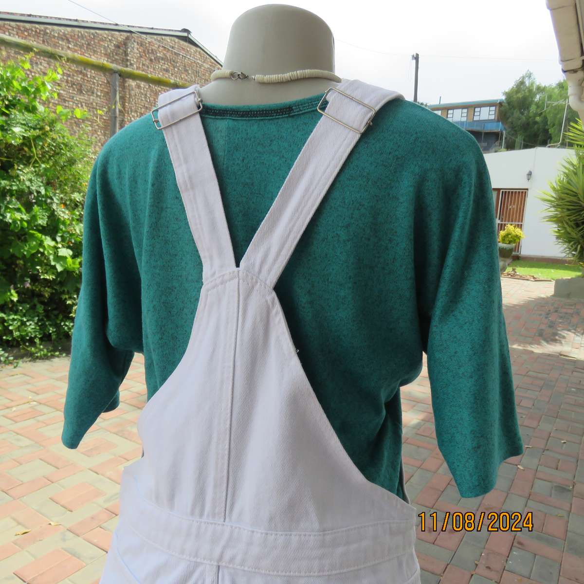 Off duty white 100% heavy cotton modern distressed look knee length jumpsuit size 34. As new cond.