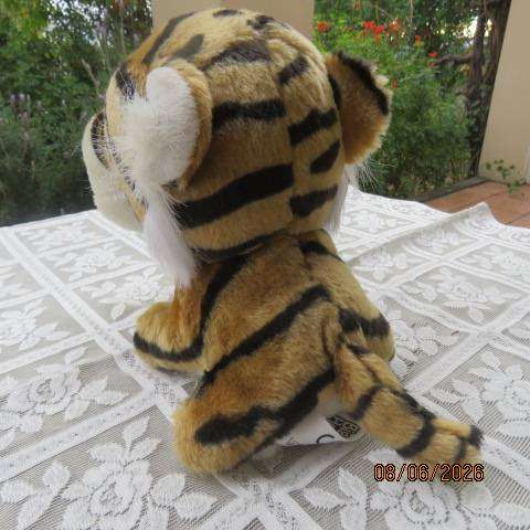 BIG HEADZ tiger collectible plush toy 20cm soft stuffed animal