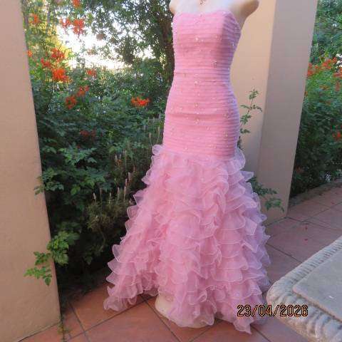 MoriLee Carnation Pink formal evening dress from NY by Madeleine Gardner, size 34
