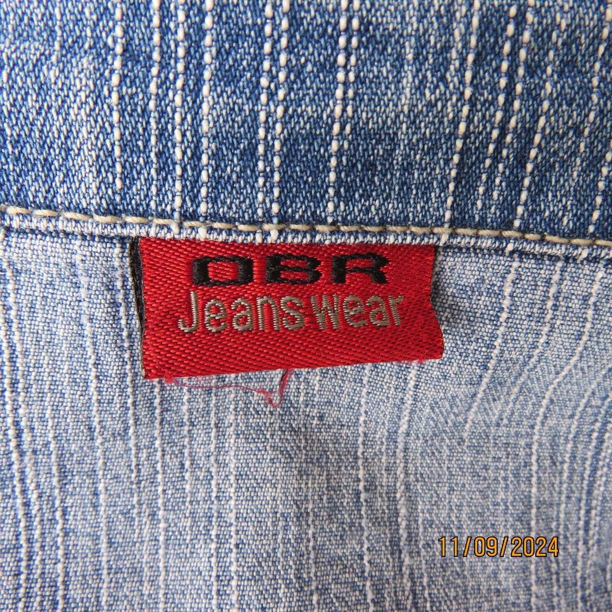 Beautiful structured blue denim jean cotton stretch jacket size 40. By OBR. As new cond